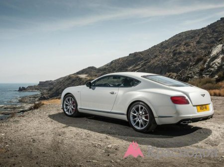 У модели Bentley Continental GT появилась новая версия