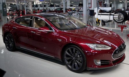 Самой продаваемой машиной в Норвегии стал электрокар Tesla